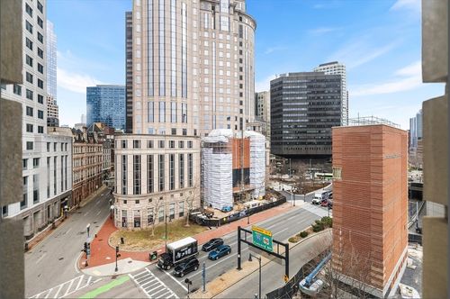 611-70 Lincoln St, Boston, MA, 02111 | Card Image