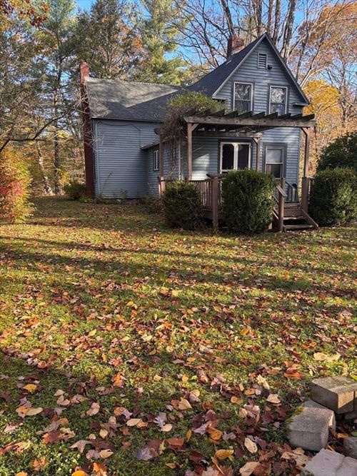 30 Granby Rd, Granville, MA, 01034-9539 | Card Image