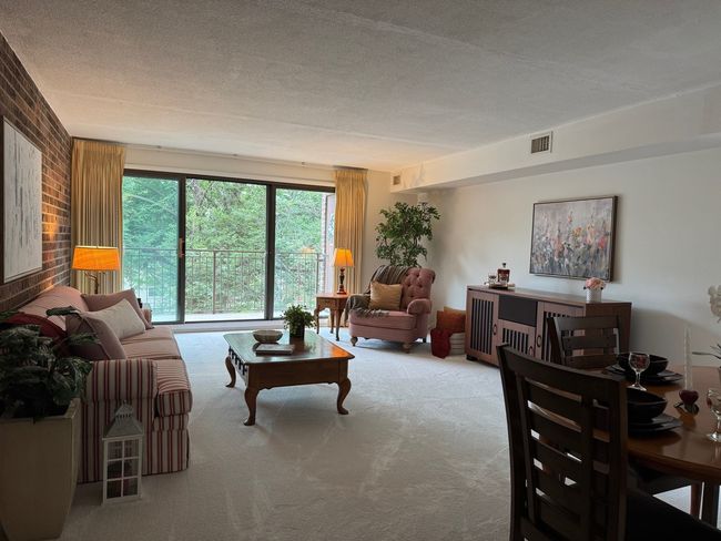 APT-3A - 825 Pearson St, Condo with 2 bedrooms, 2 bathrooms and 1 parking in Des Plaines IL | Image 8