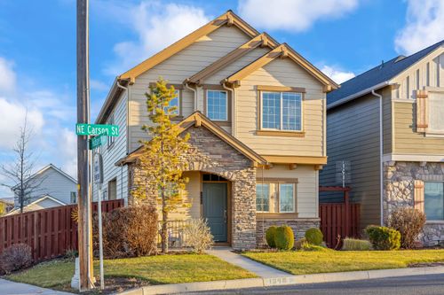 1398 Ne Carson St, Prineville, OR, 97754-1597 | Card Image
