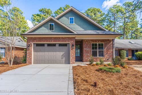 450 Pinehurst Trace Dr, Pinehurst, NC, 28374-8122 | Card Image