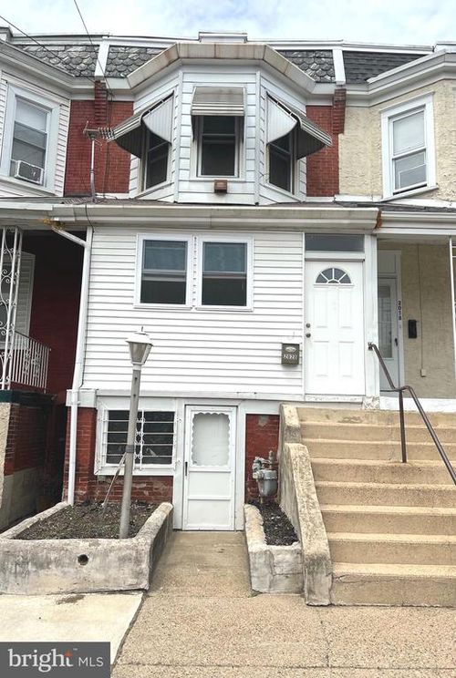2020 W 4th St, CHESTER, PA, 19013-2817 | Card Image