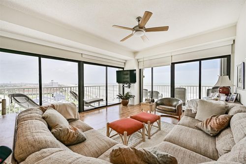 1001-7700 Seawall Blvd, Galveston, TX, 77551-3404 | Card Image