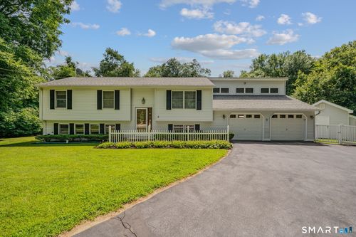 6 Liberty Rd, Oakdale, CT, 06370-1211 | Card Image