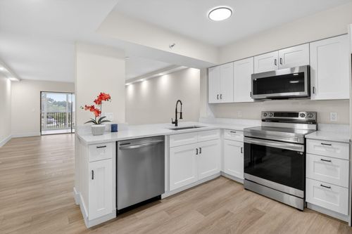 305-14475 Strathmore Ln, Delray Beach, FL, 33446-3042 | Card Image