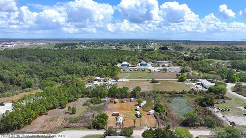 221 Commercial Pl, Sebring, FL, 33876-6526 | Card Image