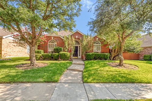 1438 Royal Oaks Dr, Frisco, TX, 75036-7711 | Card Image