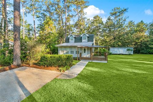 23501 Redwood Dr, Ponchatoula, LA, 70454-5943 | Card Image