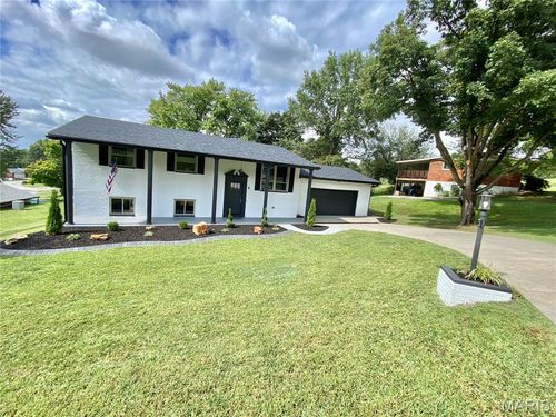 6 Mimosa Dr, Wood River, IL, 62095-3350 | Card Image