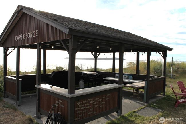 Picnic Shelter by the Clubhouse and the beach | Image 25