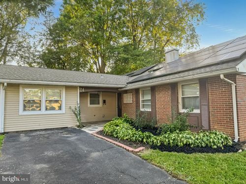 24 Pilgrim Ln, Willingboro, NJ, 08046-2605 | Card Image