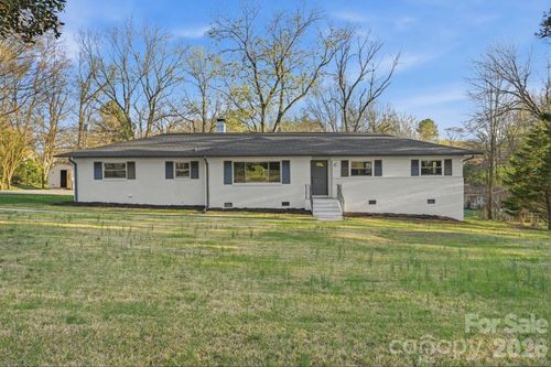 415 Kimmswick Rd, Charlotte, NC, 28214-1310 | Card Image