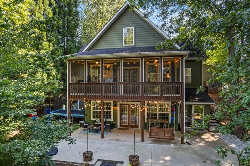 141 W Waters Edge Ln, West Union, SC, 29696-3624 | Card Image