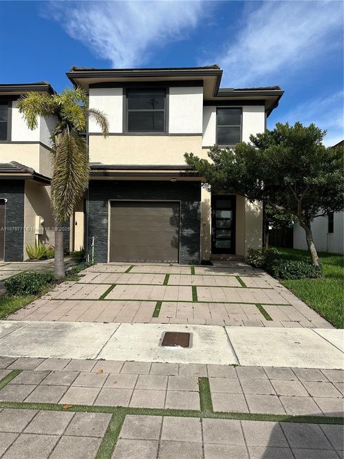 15839 Nw 91st Ct, Miami Lakes, FL, 33018-6361 | Card Image
