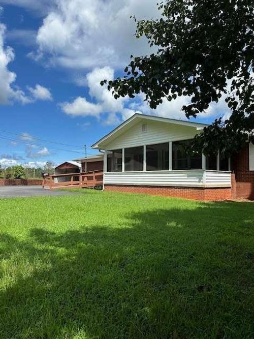 1323 Cavender Creek Rd, Dahlonega, GA, 30533-3355 | Card Image