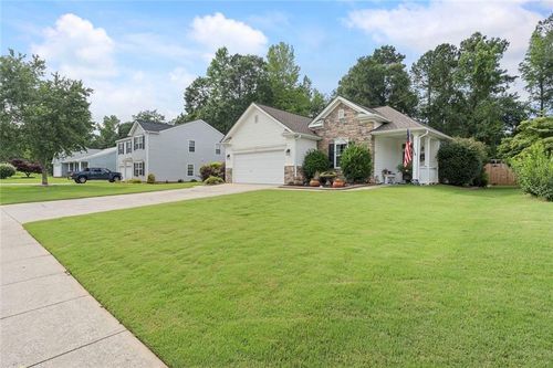 173 Autumn Creek Dr, Dallas, GA, 30157-7186 | Card Image