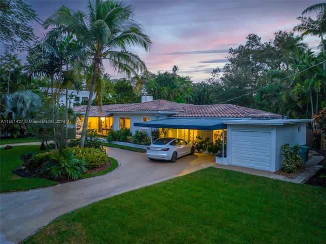 558 Ne 118th St, House other with 4 bedrooms, 3 bathrooms and null parking in Biscayne Park FL | Image 8