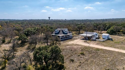 1501 Beaver Ln, Florence, TX, 76527-4518 | Card Image