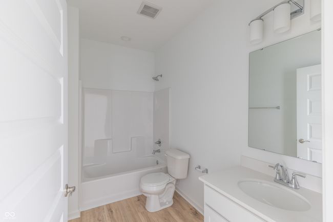 1023 Grassy Branch Dr, House other with 3 bedrooms, 3 bathrooms and null parking in Indianapolis IN | Image 20