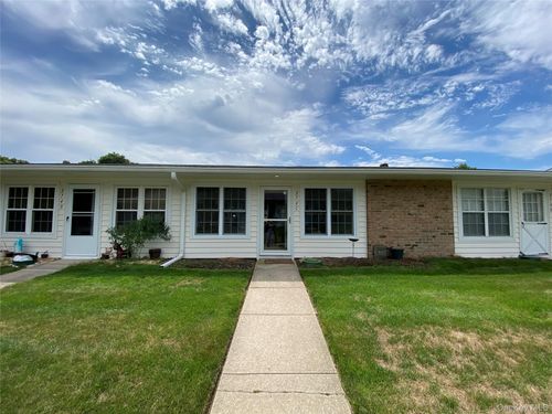 c-274 Berwick Ct, Ridge, NY, 11961-1106 | Card Image