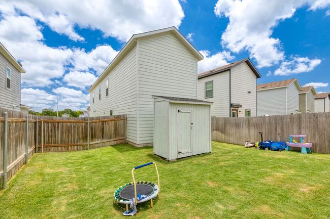 12 Trinity Cir, House other with 4 bedrooms, 3 bathrooms and 2 parking in Lockhart TX | Image 27
