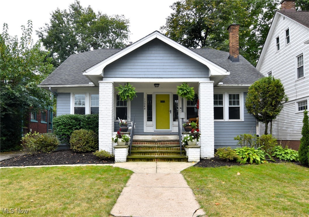 Cedar Rd, Cleveland Hts, OH 44118