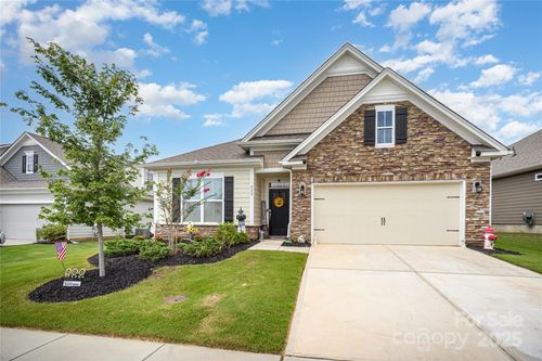 422 Secretariat Dr, Iron Station, NC, 28080-9373 | Card Image