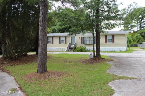 154 Canton St, Newport, NC, 28570-8173 | Card Image