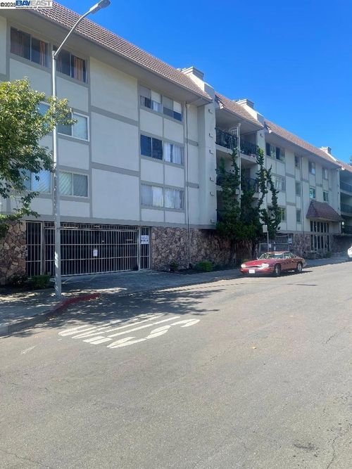 apt-301-400 Davis St, San Leandro, CA, 94577-2771 | Card Image