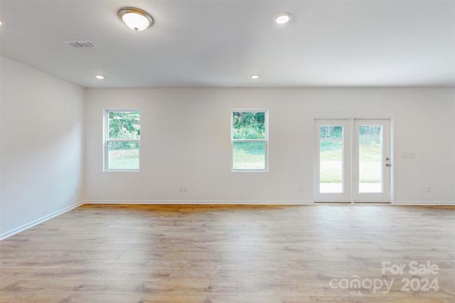 Family room | Image 4