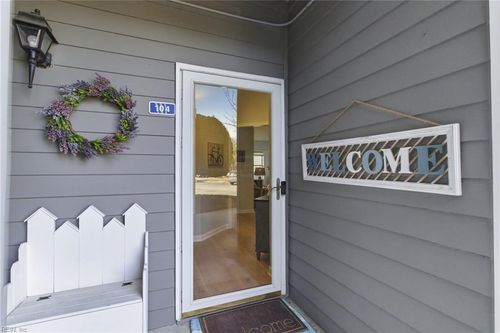 104-1024 Porte Harbour Arch, Hampton, VA, 23664-1555 | Card Image