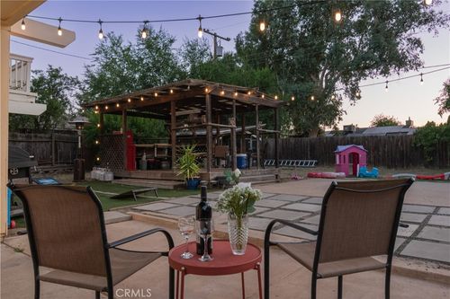 465 Mesa Grande Dr, Shandon, CA, 93461-4520 | Card Image