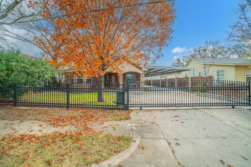 3934 Harlingen St, Dallas, TX, 75212-1027 | Card Image