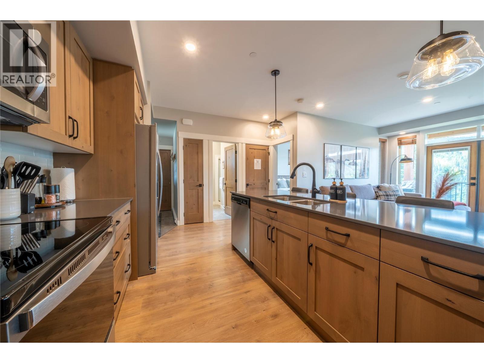 Residential in Sun Peaks 3