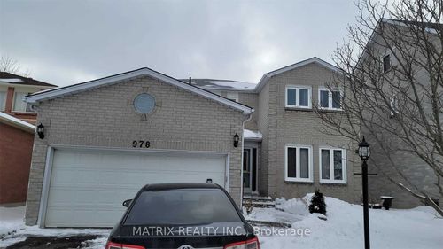 978 Rambleberry Ave, Pickering, ON, L1V5Y4 | Card Image