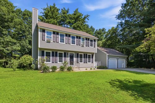 29 Chase Brook Cir, Litchfield, NH, 03052-2557 | Card Image