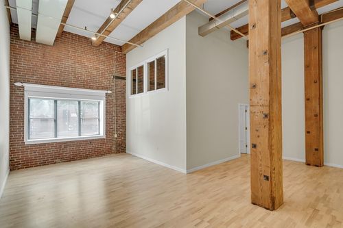 104-15 Sleeper St, Boston, MA, 02210-1225 | Card Image