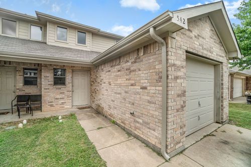 542 Mast Ct, Crowley, TX, 76036-4333 | Card Image