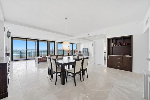 222-540 Brickell Key Dr, Miami, FL, 33131-2635 | Card Image
