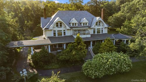 24 Jill Rd, Highland Mills, NY, 10930-3201 | Card Image