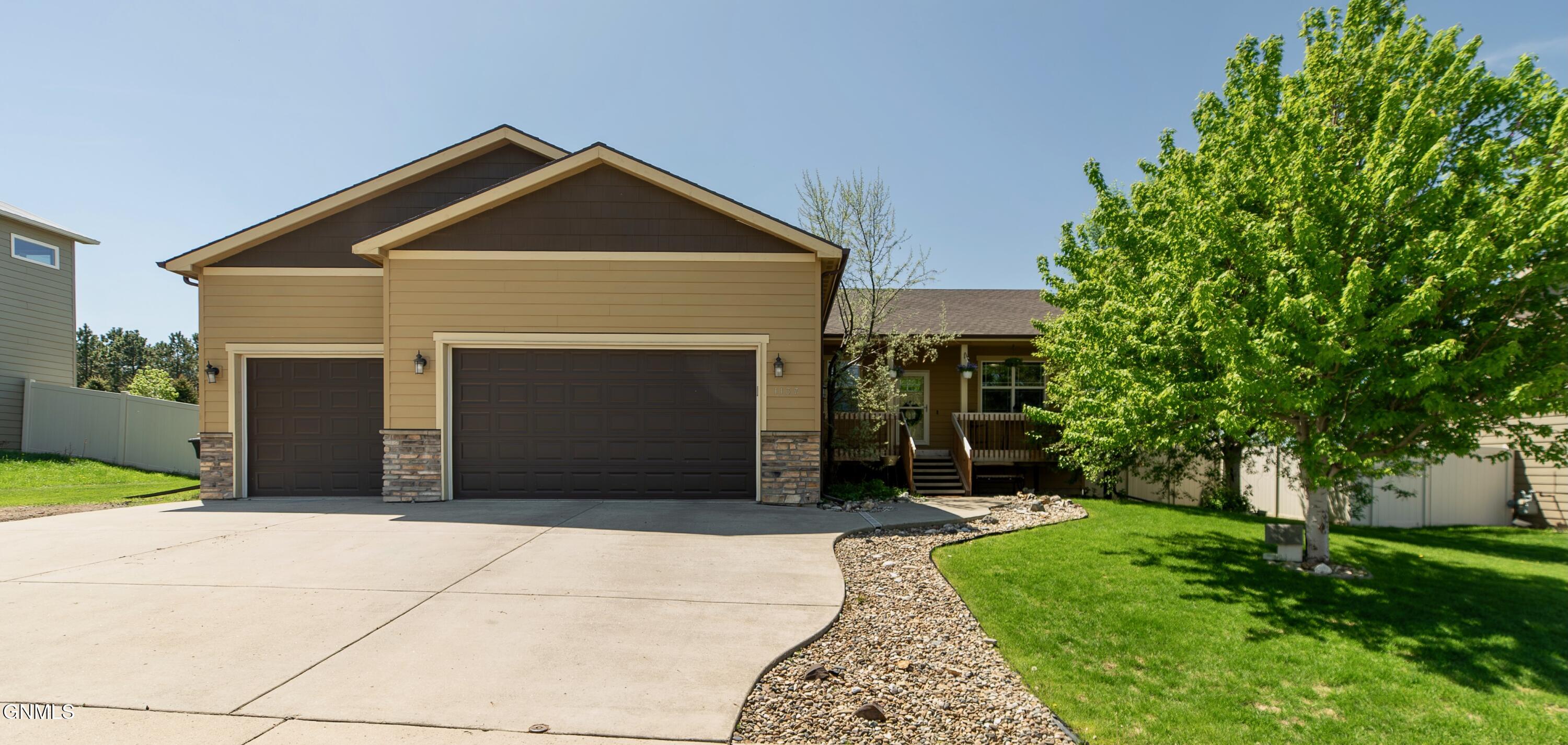 Residential in Dickinson