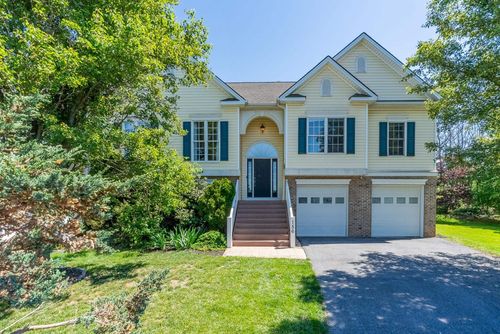 156 Chelsea Cir, Harrisonburg, VA, 22801 | Card Image