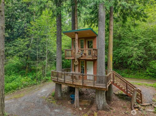 14125 Beaver Dr Se, Rainier, WA, 98576 | Card Image