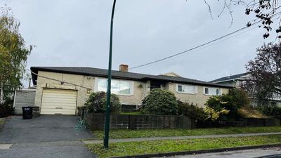 753 E 55th Ave, House other with 10 bedrooms, 4 bathrooms and 4 parking in Vancouver BC | Image 2