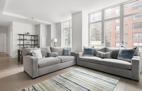 5b-305 E 51st St, New York, NY, 10022-6769 | Card Image