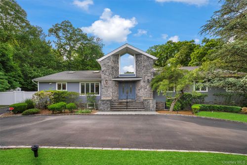90 Belvedere Dr, Syosset, NY, 11791-1505 | Card Image