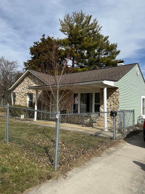 36 Putnam Ave, West Jefferson, OH, 43162-1136 | Card Image