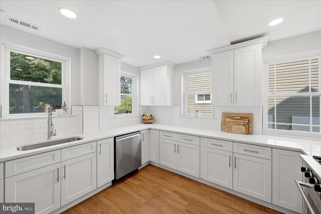 Residential in WASHINGTON 2