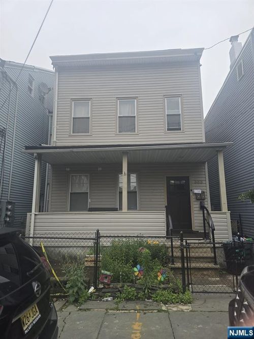 383 Straight St, Paterson, NJ, 07501-2941 | Card Image
