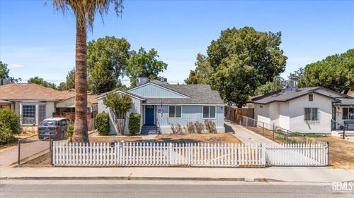 218 Arvin St, Bakersfield, CA, 93308 | Card Image
